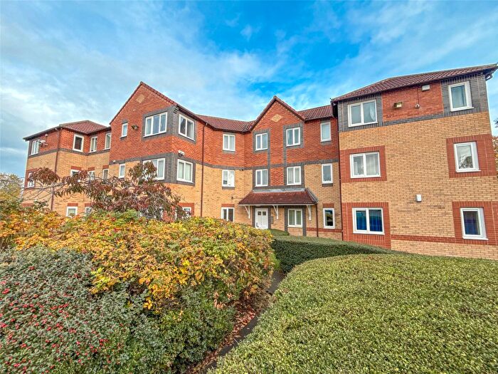 2 Bedroom Flat To Rent In Windsor Court, Felling, NE10