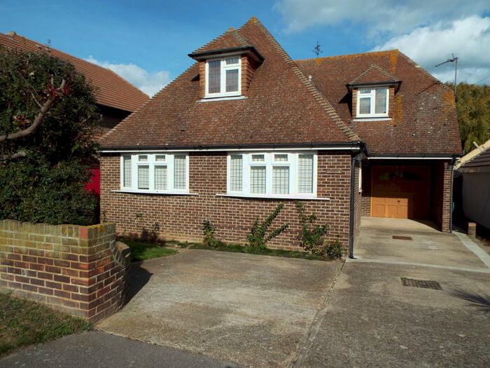 4 Bedroom House To Rent In Scarborough Drive, Minster On Sea, ME12