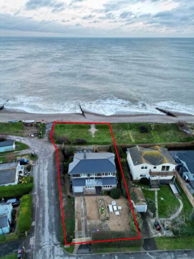 4 Bedroom Detached House For Sale In East Beach Road, Selsey, PO20