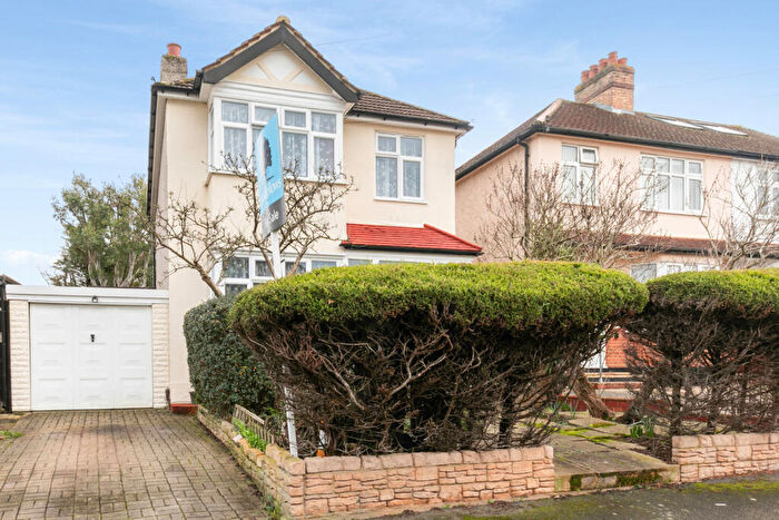 3 Bedroom Detached House For Sale In Johns Lane, Morden, SM4