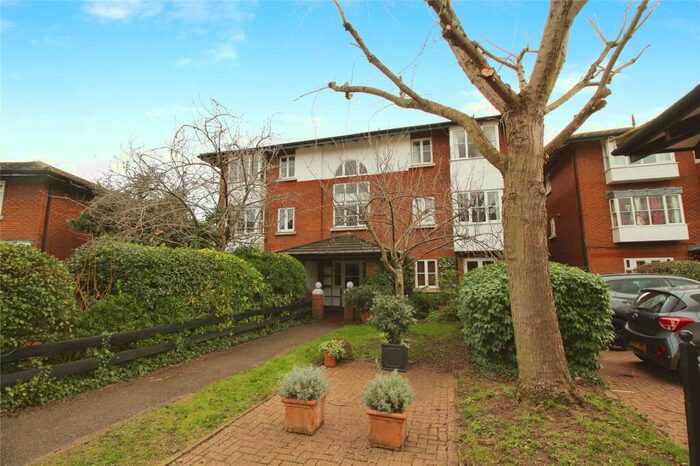 1 Bedroom Flat To Rent In Kingsworthy Close, Kingston Upon Thames, KT1