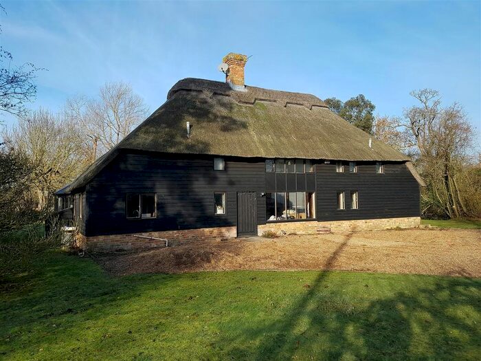 4 Bedroom Detached House For Sale In Headcorn Road, Biddenden, Ashford, TN27