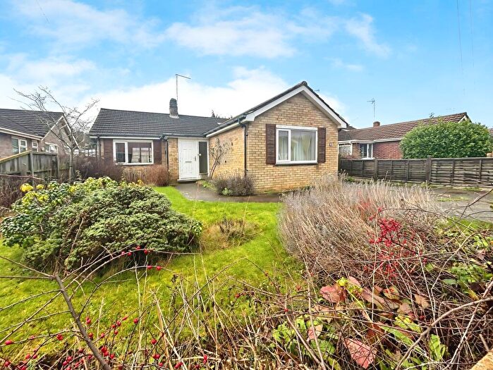 2 Bedroom Bungalow For Sale In Rosemary Gardens, Dogsthorpe, Peterborough, PE1