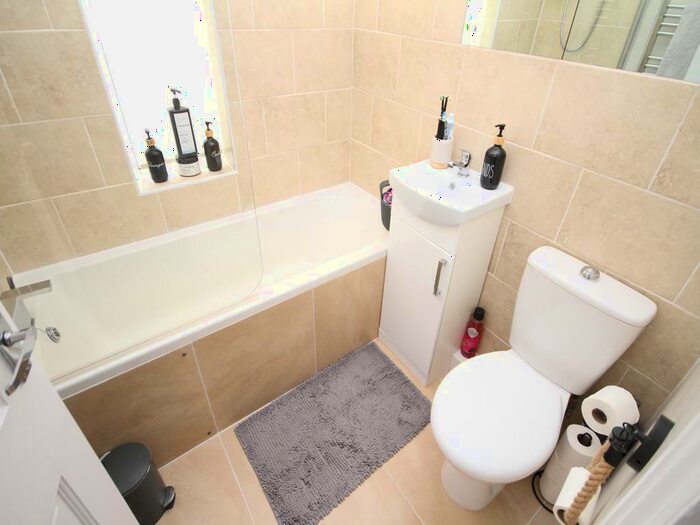 2 Bedroom Semi-Detached House For Sale In Leeds Road, Shipley, BD18