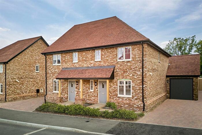 3 Bedroom Semi-Detached House For Sale In Montgomery Place, Arundel, BN18