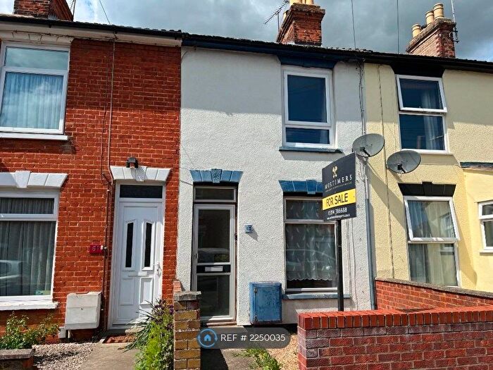3 Bedroom Terraced House To Rent In Waveney Road, Ipswich, IP1