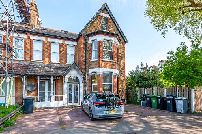2 Bedroom Maisonette To Rent In Hammelton Road, Bromley, BR1
