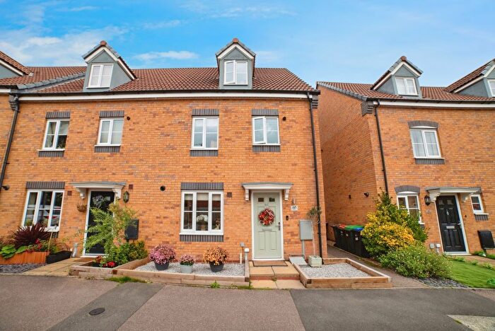 4 Bedroom End Of Terrace House For Sale In Mill Lane, Huthwaite, Sutton-In-Ashfield, Nottinghamshire, NG17