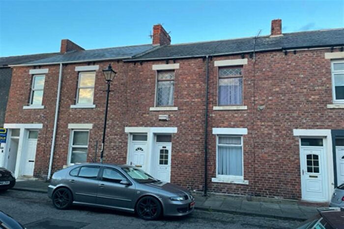 5 Bedroom Flat For Sale In Russell Street, Jarrow, NE32