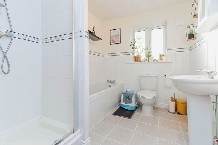 4 Bedroom Detached House For Sale In St. Annes Drive, Morda, Oswestry, Shropshire, SY10