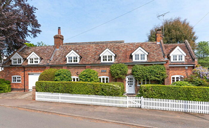 5 Bedroom Detached House For Sale In Codicote Village, SG4