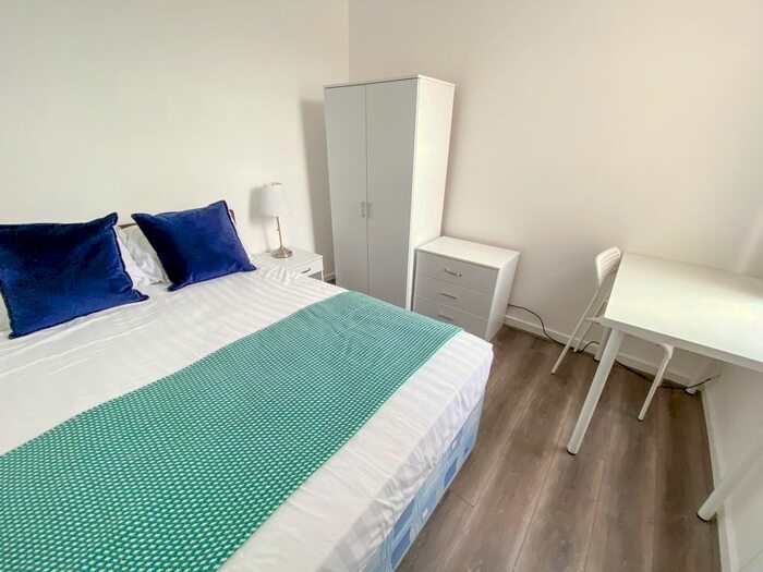 5 Bedroom Property To Rent In Albert Edward Road, Kensington, Liverpool, L7