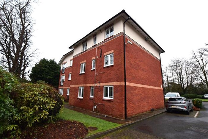 2 Bedroom Flat To Rent In Green Meadows, Kendal Road, Macclesfield, SK11