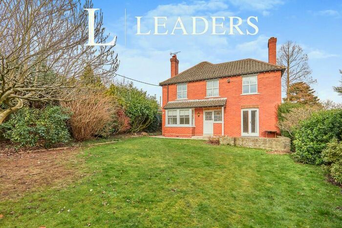 3 Bedroom Detached House To Rent In Crich Lane, Belper, DE56