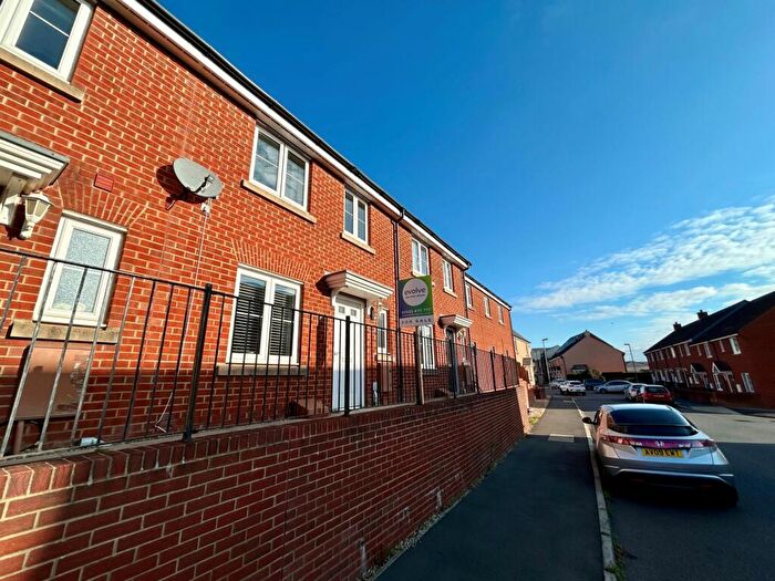 3 Bedroom Terraced House For Sale In Great Mead, Yeovil, BA21