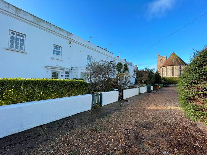 2 Bedroom Property To Rent In Latimer Road, Eastbourne, BN22