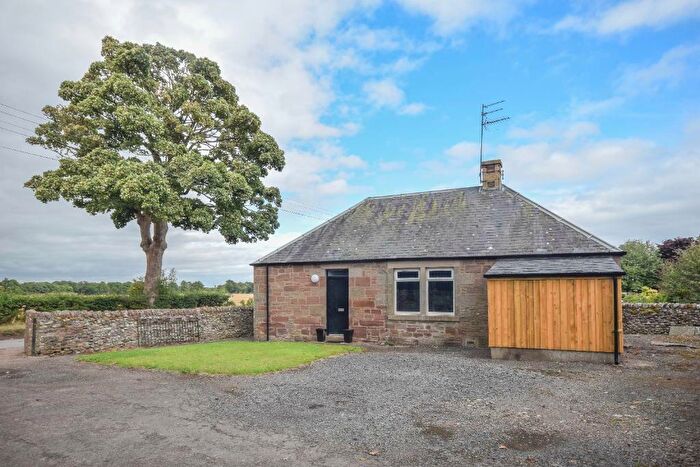 2 Bedroom Bungalow To Rent In Barnyards Farm, Tannadice, Angus, DD8