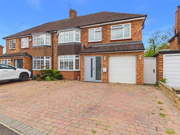4 Bedroom Semi Detached House For Sale In Havers Avenue, Hersham, Walton-On-Thames, KT12