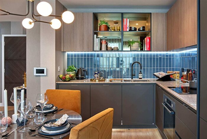 1 Bedroom Flat For Sale In The Green Quarter, Randolph Road, Southall, London, UB1