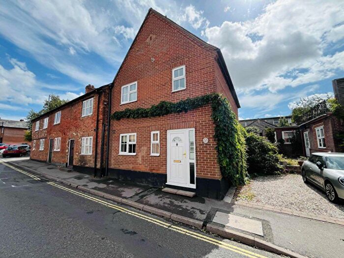 3 Bedroom End Terrace House For Sale In The Old Bakery, Kingsclere, RG20