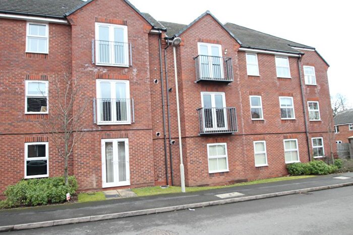 2 Bedroom Apartment To Rent In Brett Young Close, Halesowen, West Midlands, B63