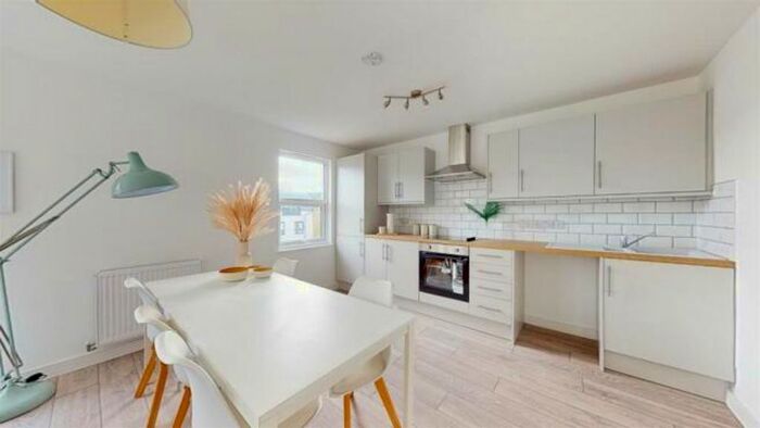 2 Bedroom Flat To Rent In Albert Road, Dover, CT16