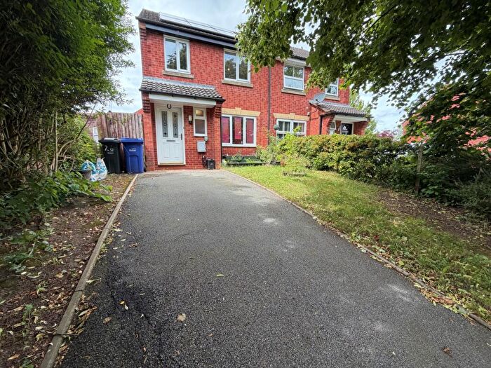 3 Bedroom Semi Detached House To Rent In Meres Road, Halesowen, West Midlands, B63