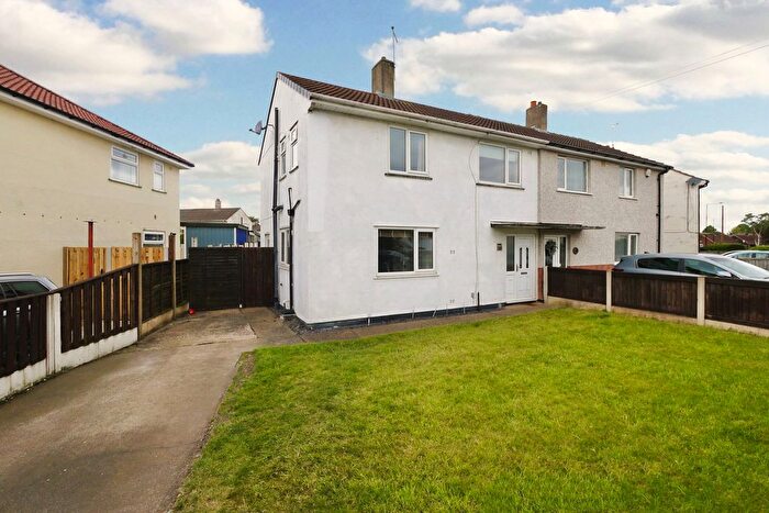 3 Bedroom Semi-Detached House For Sale In Petersgate, Scawthorpe, Doncaster, DN5