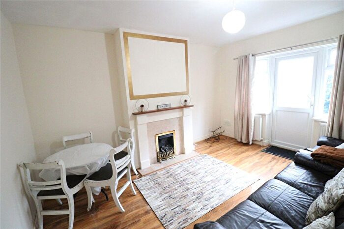 2 Bedroom Maisonette To Rent In Haydon Close, London, NW9