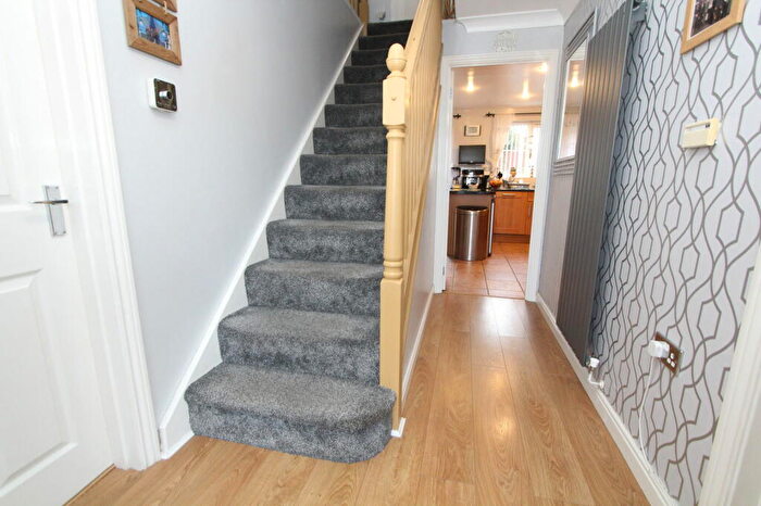 4 Bedroom Detached House For Sale In View Point, Tividale, Oldbury., B69