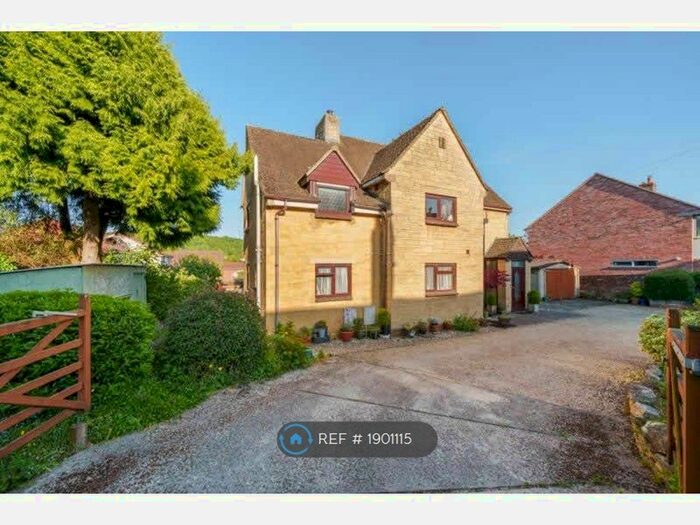 4 Bedroom Detached House To Rent In Orchard Street, Wotton-Under-Edge, GL12