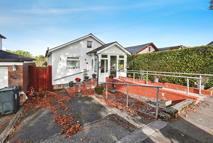 2 Bedroom Bungalow For Sale In Coney Green Drive, Birmingham, West Midlands, B31