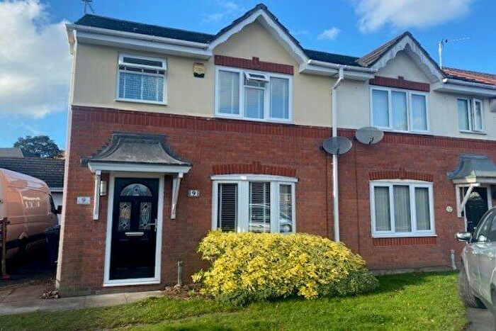 3 Bedroom Property To Rent In John Fletcher Close, Wednesbury, WS10