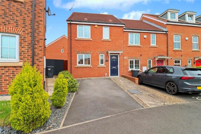 3 Bedroom End Of Terrace House To Rent In Russell Close, Wallsend, Tyne And Wear, NE28