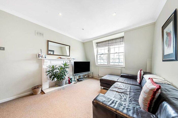 2 Bedroom Flat To Rent In Pond Place, Chelsea, London, SW3