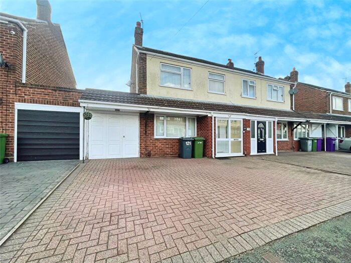 3 Bedroom Semi-detached House For Sale In Springhill Road, Wolverhampton, West Midlands, WV11