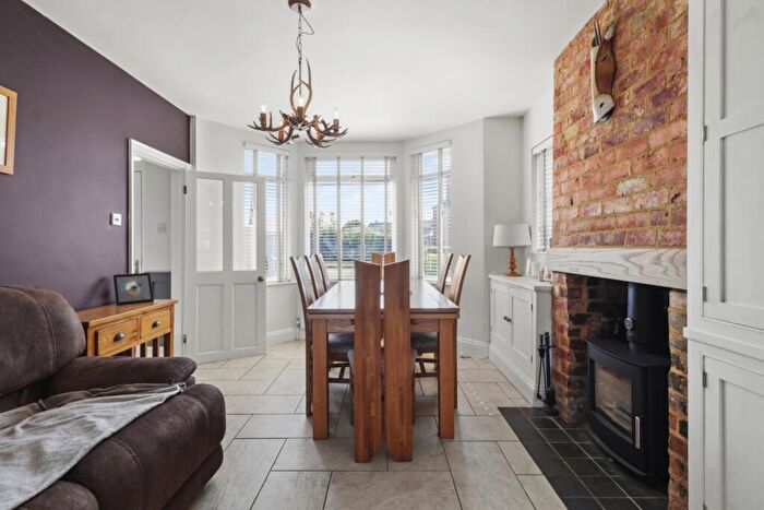 4 Bedroom Detached House For Sale In Thrapston Road, Finedon, Wellingborough, NN9