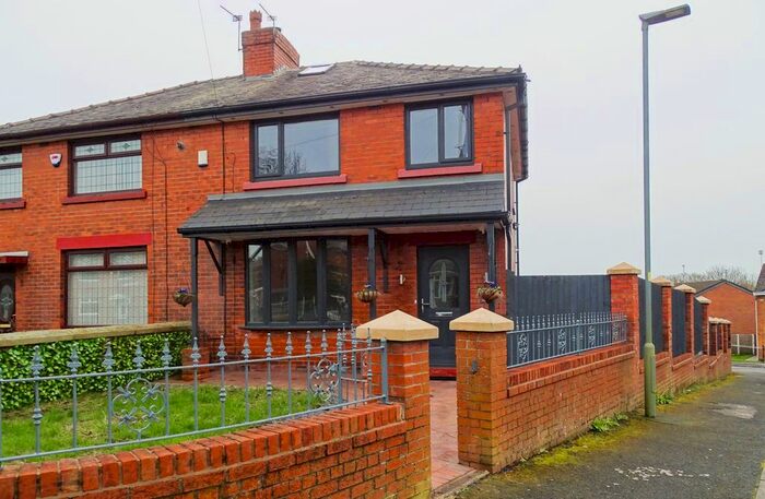 3 Bedroom Semi-Detached House To Rent In Pennington Lane, Ince, WN2