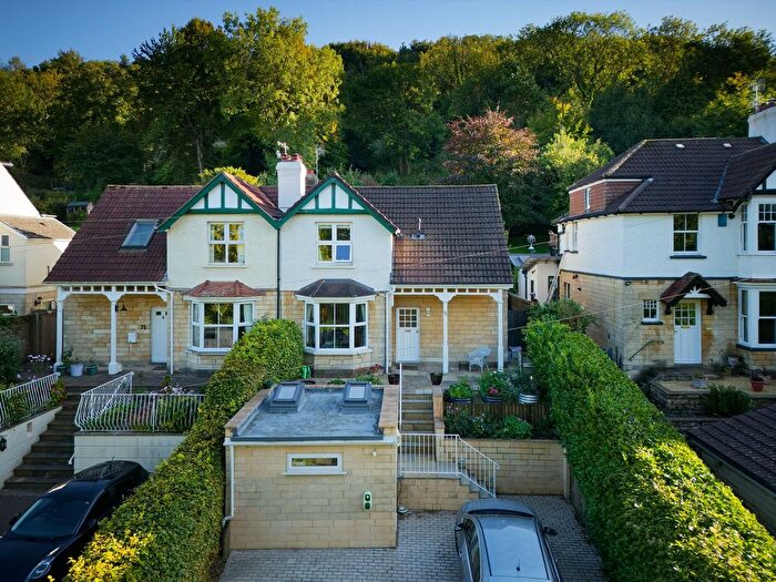 3 Bedroom Semi-Detached House For Sale In Warminster Road, Bath, BA2