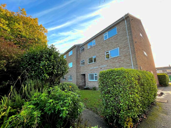 2 Bedroom Flat To Rent In Freelands Court, Ashley Road, New Milton, Hampshire., BH25