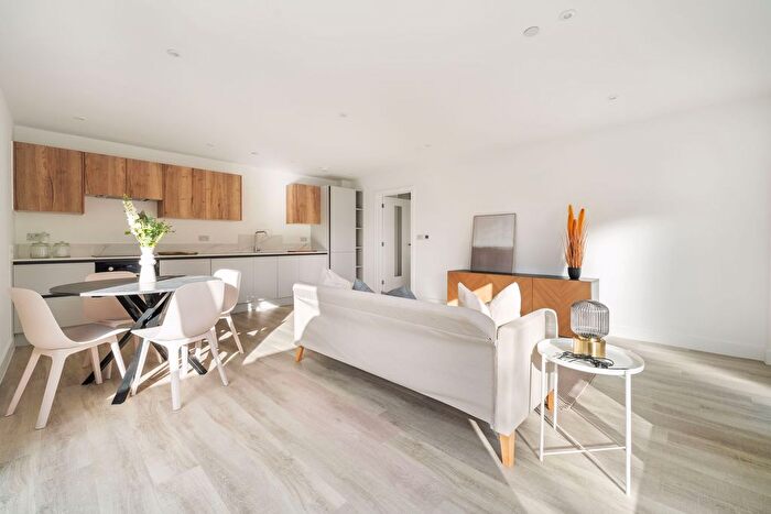 2 Bedroom Bungalow For Sale In Palmer Road, Poole, BH15
