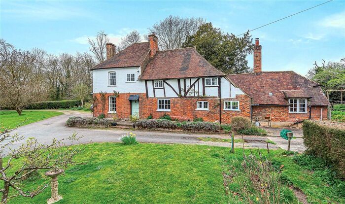 4 Bedroom Detached House For Sale In Taylors Lane, Trottiscliffe, West Malling, Kent, ME19