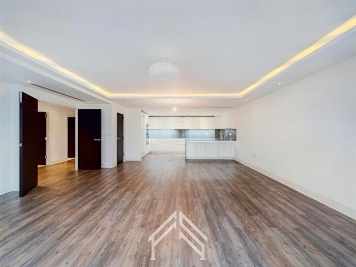 2 Bedroom Flat To Rent In Hampstead Reach, Chandos Way, NW11