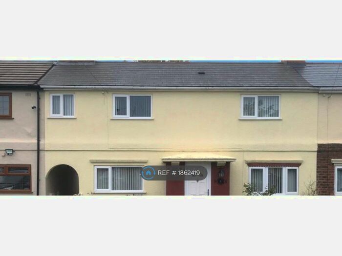 3 Bedroom Terraced House To Rent In Hughes Place, Wolverhampton, WV14