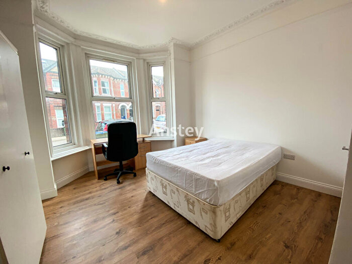 4 Bedroom Flat To Rent In Tennyson Road, Southampton, SO17