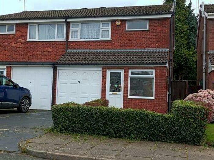 3 Bedroom Semi-Detached House To Rent In Watkins Gardens, Birmingham, B31