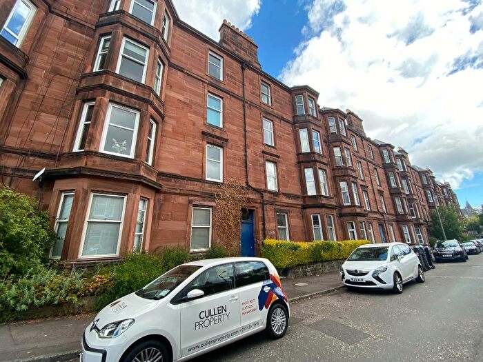 2 Bedroom Flat To Rent In MacDowall Road, Newington, Edinburgh, EH9