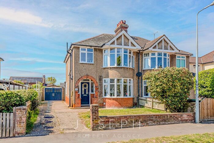 3 Bedroom Semi Detached House For Sale In Westbury Road, Ipswich, IP4