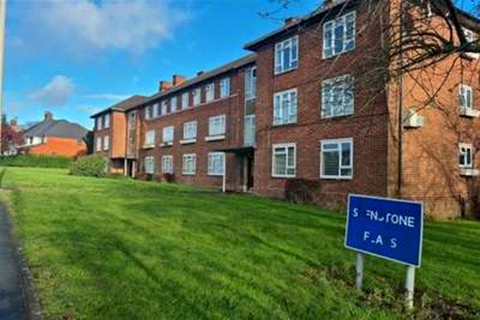 2 Bedroom Flat To Rent In Shenstone, B62