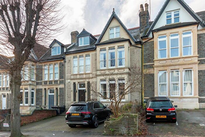 6 Bedroom Terraced House For Sale In Linden Road | Westbury Park, BS6
